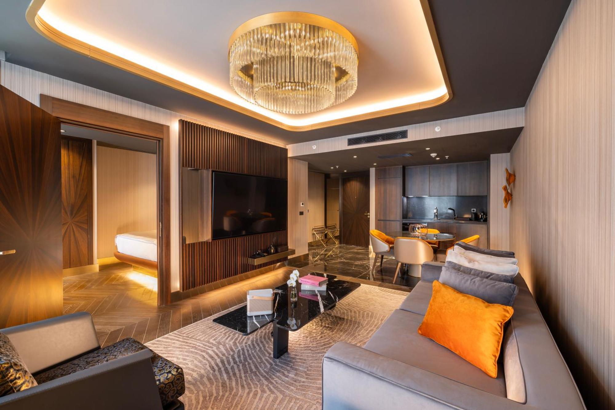 Merit Starlit Hotel & Residences บุดวา ภายนอก รูปภาพ