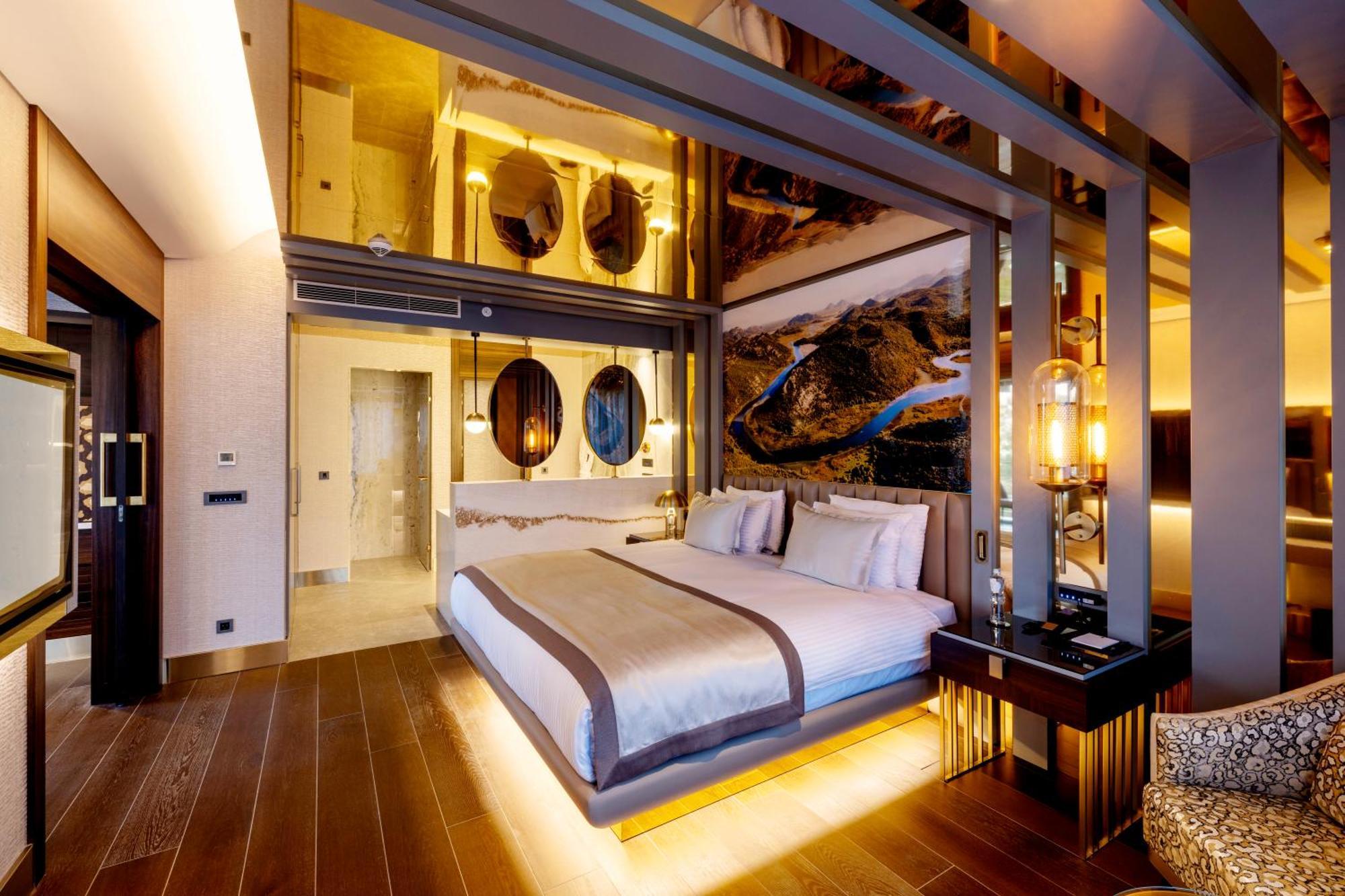 Merit Starlit Hotel & Residences บุดวา ภายนอก รูปภาพ