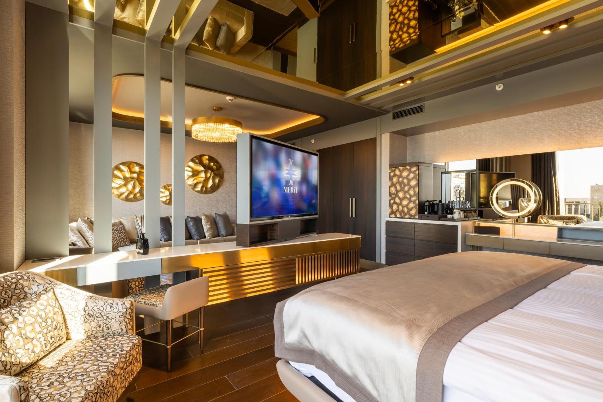 Merit Starlit Hotel & Residences บุดวา ภายนอก รูปภาพ